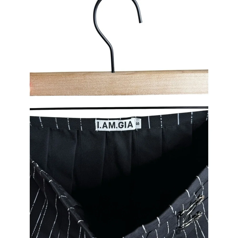 I.AM.GIA Heather Mini Skirt Black Pinstripe Silver Buckle‎ Hardware Size Small